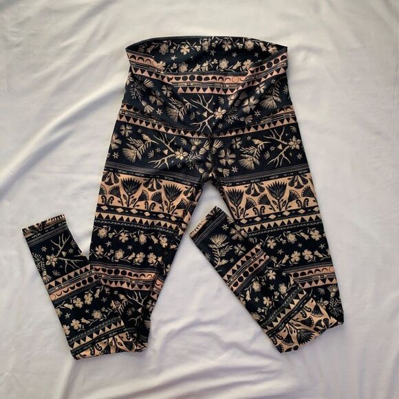 Teeki Moon Flower Hot Pant Yoga Tight Leggings Size Small Multicolor Made USA - Picture 5 of 10